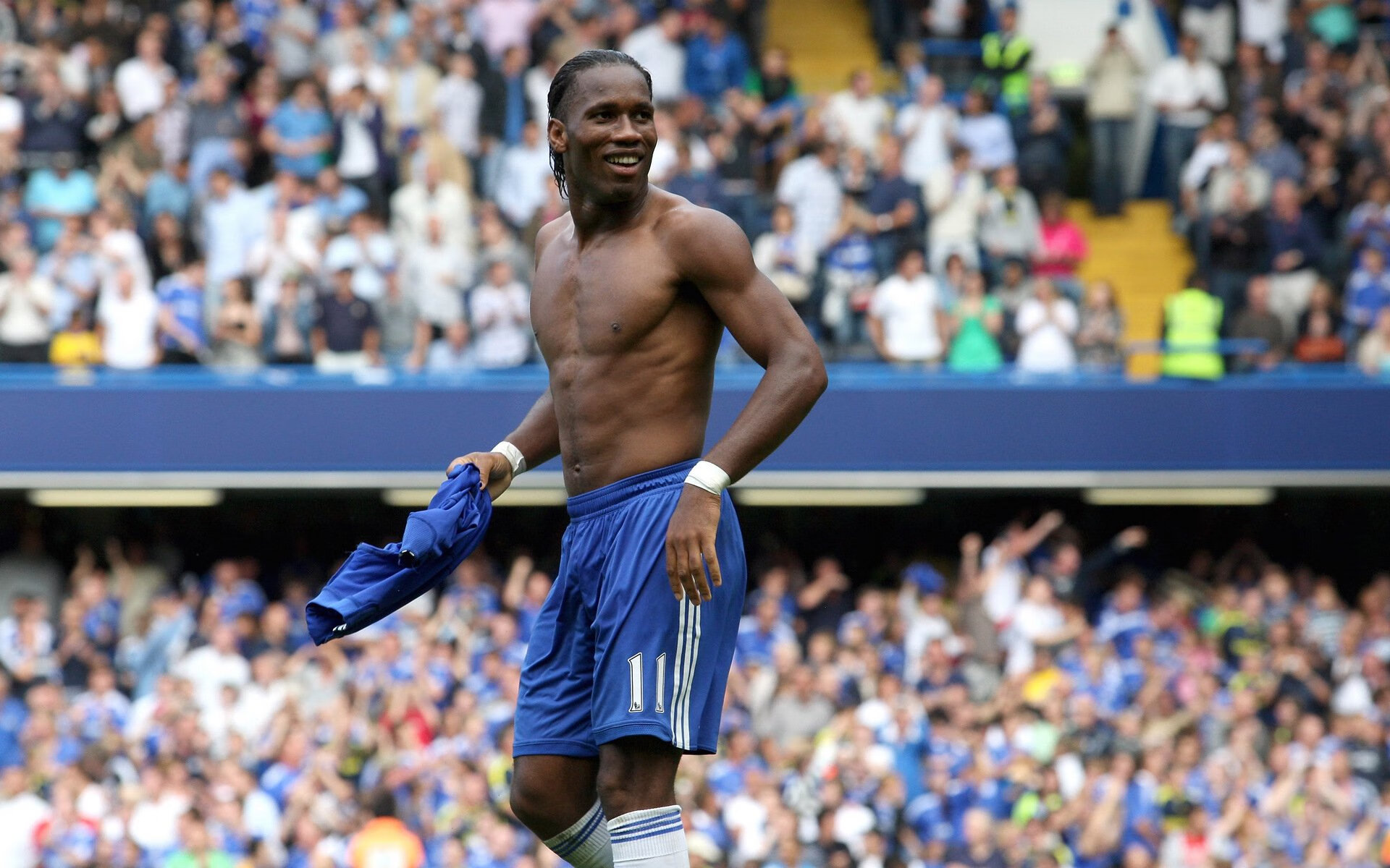 开云体育app-维京战船撞沉德意志战舰，萨内那一脚，踢碎了四十年的叹息墙